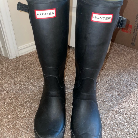 Hunter Rain Boots - tall, size 7 wide - Picture 2 of 4